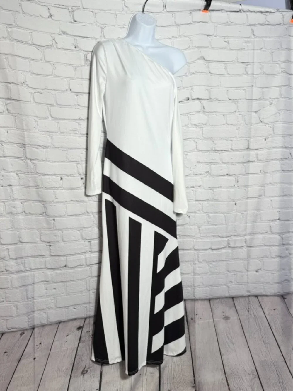 SHEIN Size Small One Shoulder Maxi Dress Black White Abstract Geometric Stretch - Picture 3 of 5